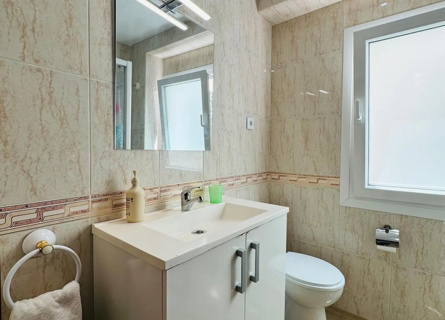 Home Ribera Del Genil 그라나다 아파트